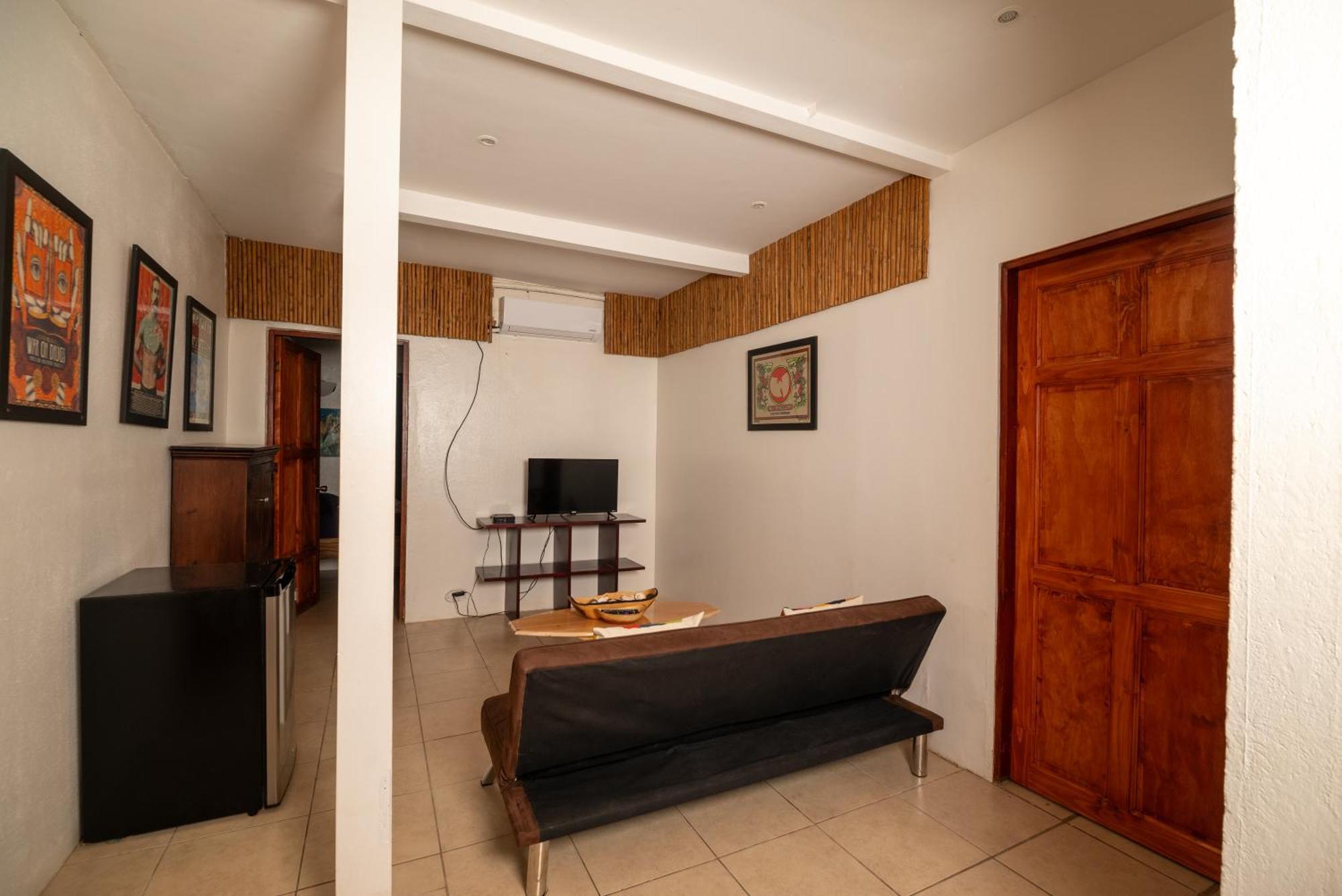 Hostel Surf Camp Playa Grande