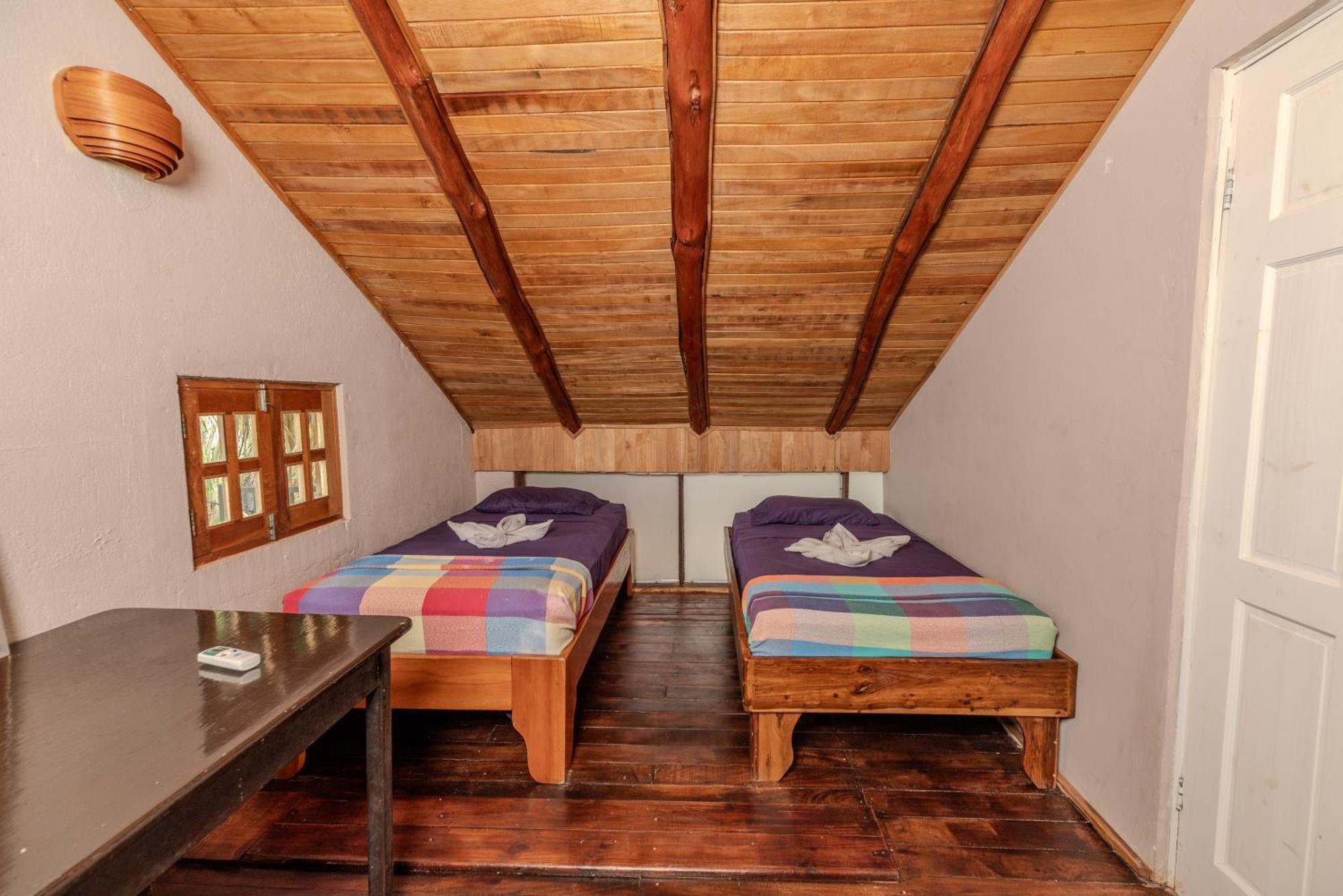Hostal Surf Camp Playa Grande