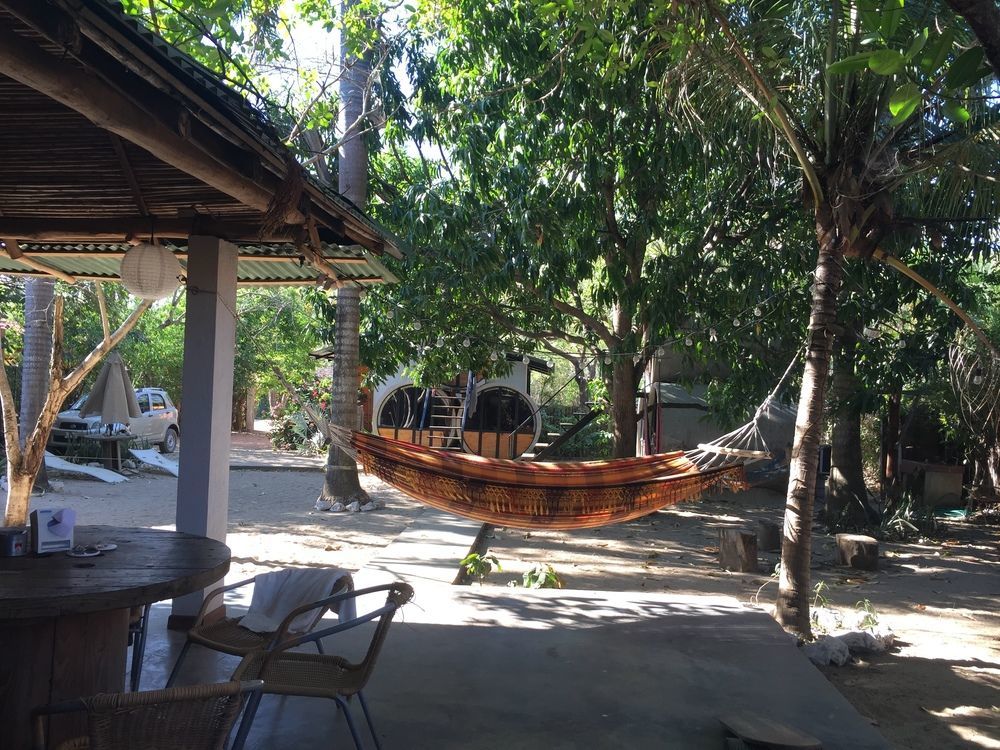 Surf Camp Hostel *