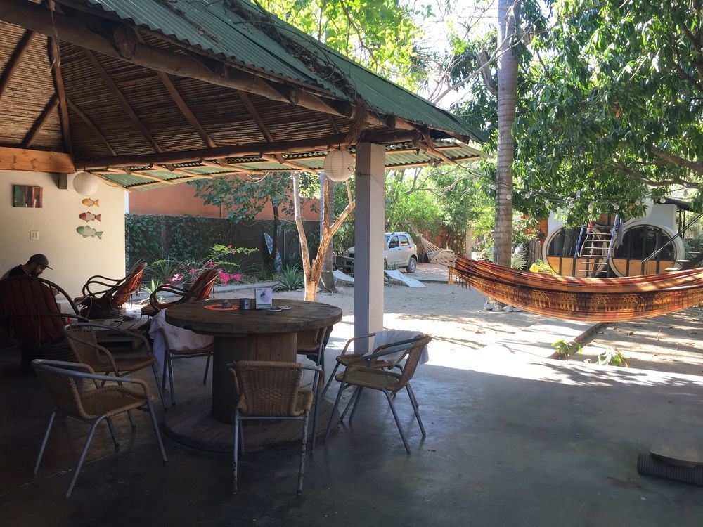 Hostel Surf Camp *